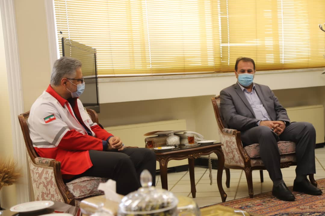 رئیس سازمان امداد در سفر به استان فارس تاکید کرد: تلاش برای بهبود وضعیت ناوگان هوایی و زمینی فارس